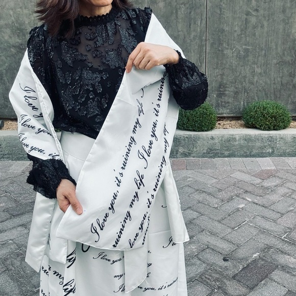 💖 Tortured Taylor I love you SCARF - Picture 3 of 11